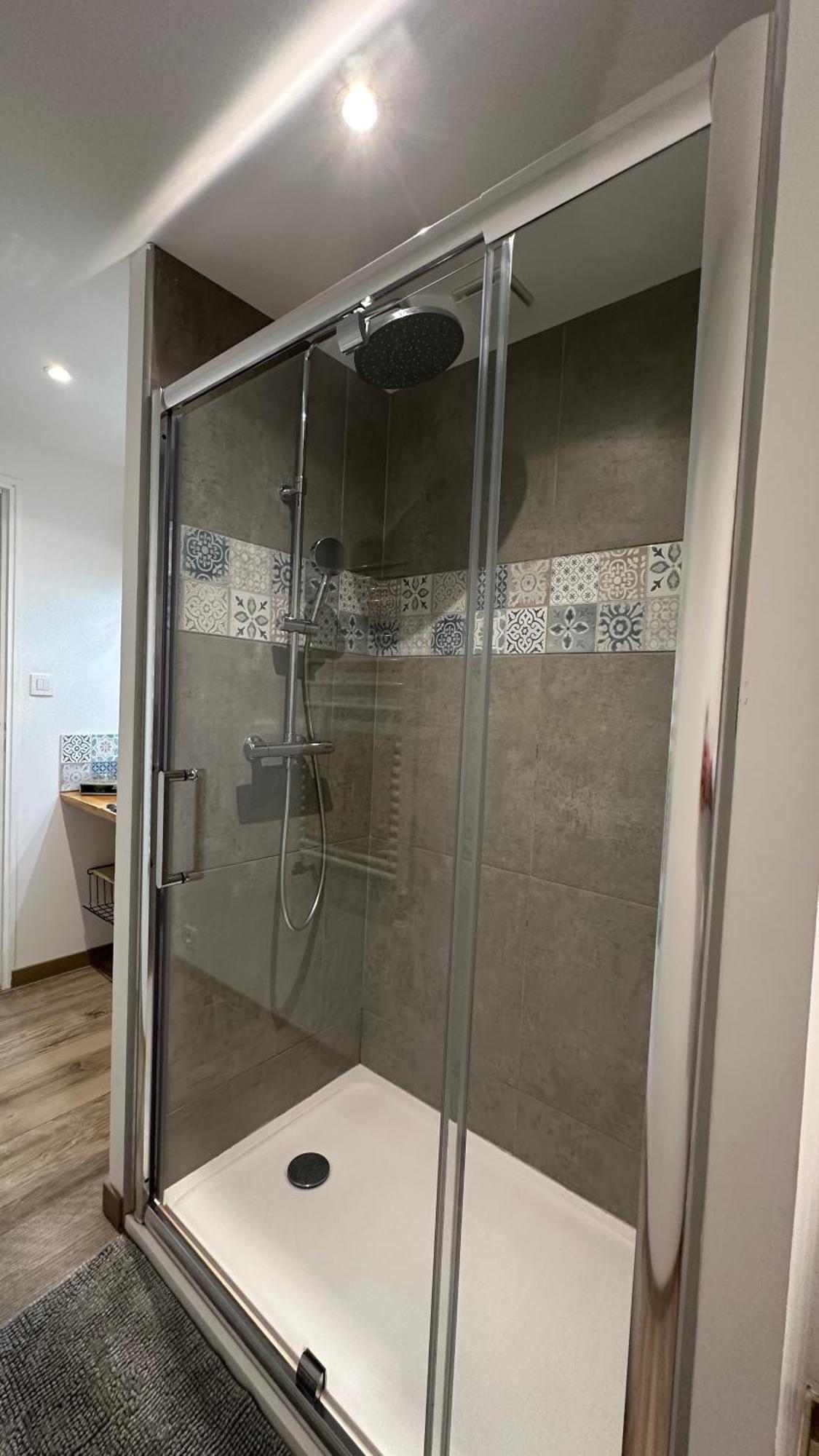 Studio Charmant Au Calme Aix-en-Provence Ngoại thất bức ảnh